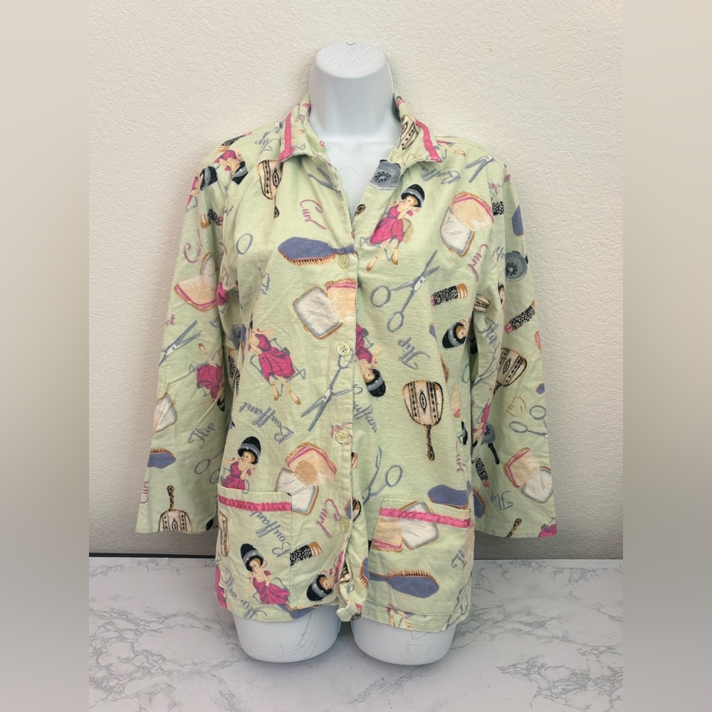 Sleep Tight Long Sleeve Button Down Pajama Top Women’s S Beauty Salon Mint